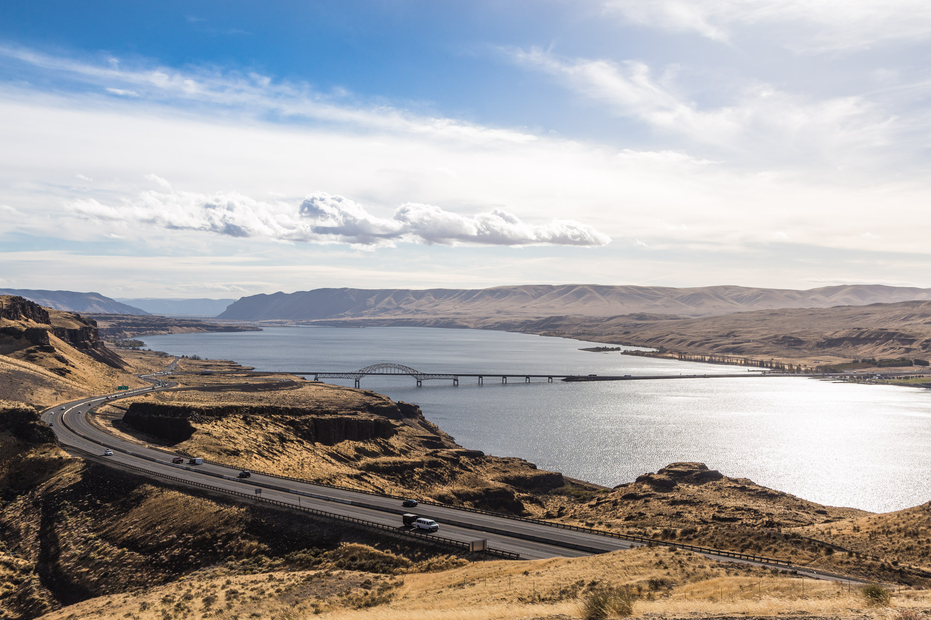 Columbia River View (1)
