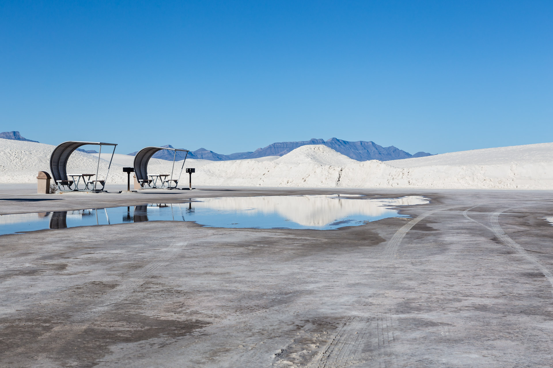 An Otherworldly Picnic Area (side mid)